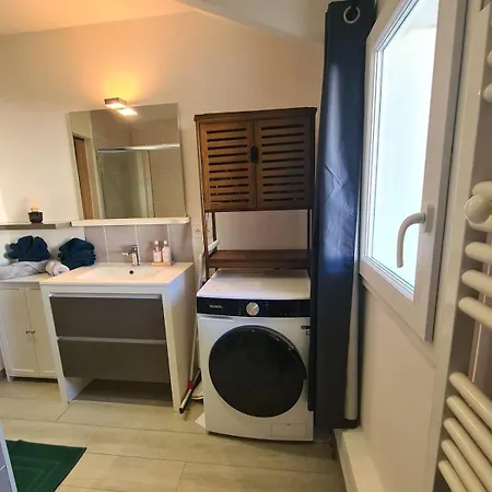 Longere Au Coeur De Completement Renovee Apartamento